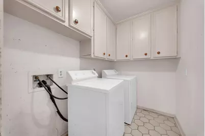 9168 Wilcrest Drive #9168, Houston, TX 77099 - Photo 13