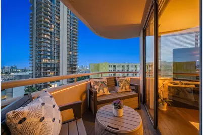 3525 Sage Road #909, Houston, TX 77056 - Photo 1