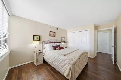 3525 Sage Road #909, Houston, TX 77056 - Photo 17