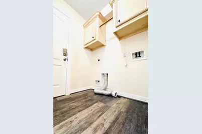 117 Corkwood Street Street, Lake Jackson, TX 77566 - Photo 5