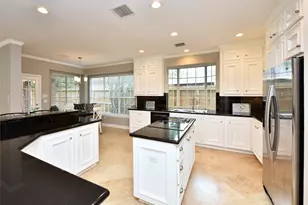 19810 Emerald Leaf Dr, Houston, TX 77094 - Photo 17