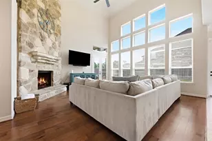13929 N Lake Branch Ln, Houston, TX 77044 - Photo 7
