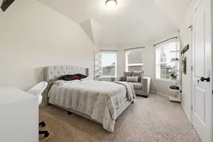 13929 N Lake Branch Ln, Houston, TX 77044 - Photo 23