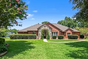 52 La Jolla Cir, Montgomery, TX 77356 - Photo 1