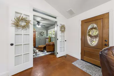 410 Shawnee Drive, Montgomery, TX 77316 - Photo 5