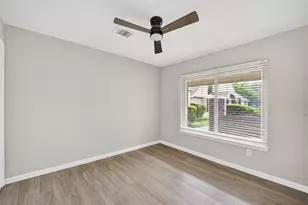 2340 Woodland Park Dr, Houston, TX 77077 - Photo 29