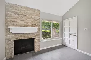 2340 Woodland Park Dr, Houston, TX 77077 - Photo 9