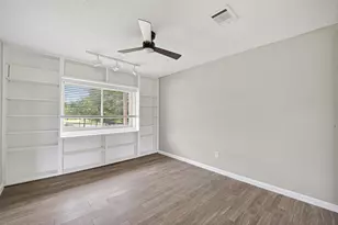 2340 Woodland Park Dr, Houston, TX 77077 - Photo 35