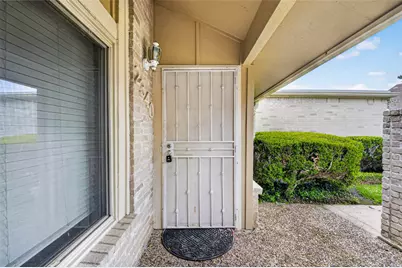 2340 Woodland Park Drive #113, Houston, TX 77077 - Photo 5