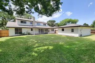 18583 Martinique Dr, Houston, TX 77058 - Photo 31