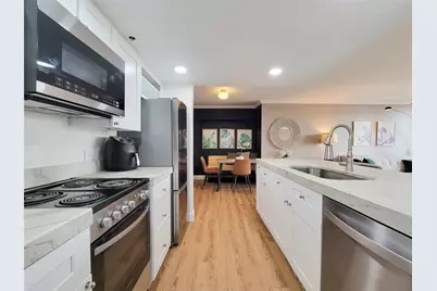 3525 Sage Road #908, Houston, TX 77056 - Photo 7