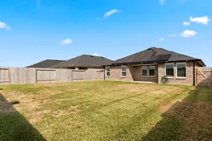 3521 Rockefeller Rd, Texas City, TX 77591 - Photo 15