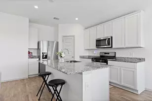 3521 Rockefeller Rd, Texas City, TX 77591 - Photo 3