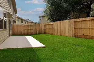 166 N Burberry Park Cir, The Woodlands, TX 77382 - Photo 27