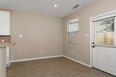 166 N Burberry Park Circle, The Woodlands, TX 77382 - Photo 13