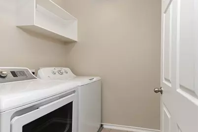 166 N Burberry Park Circle, The Woodlands, TX 77382 - Photo 15