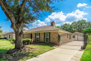 8923 Hendon Ln, Houston, TX 77036 - Photo 3