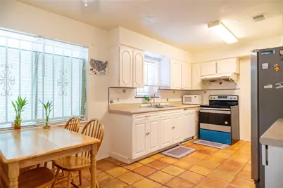 8923 Hendon Lane, Houston, TX 77036 - Photo 17