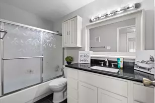 1900 Bay Area Blvd, Houston, TX 77058 - Photo 21
