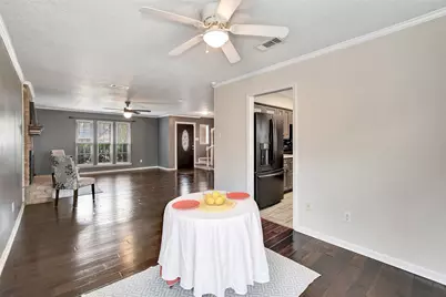 8 Arlington Street, Conroe, TX 77301 - Photo 17