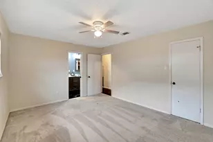 8 Arlington St, Conroe, TX 77301 - Photo 25
