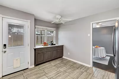 8 Arlington Street, Conroe, TX 77301 - Photo 21