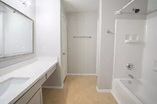 7843 Crescent Village Ln, Richmond, TX 77407 - Photo 15