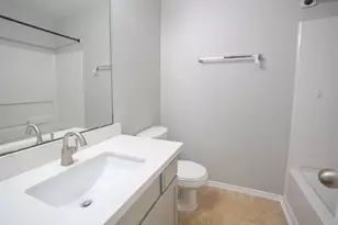 7843 Crescent Village Ln, Richmond, TX 77407 - Photo 19