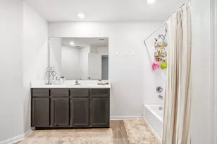 10619 Lost Maples Dr, Cleveland, TX 77328 - Photo 19