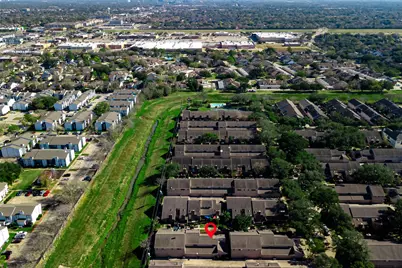 13852 Hollowgreen Drive #303/5, Houston, TX 77082 - Photo 31