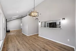 13852 Hollowgreen Dr, Houston, TX 77082 - Photo 5