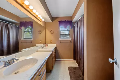 17831 Oak Cluster Court, Cypress, TX 77429 - Photo 19