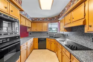 17831 Oak Cluster Ct, Cypress, TX 77429 - Photo 11