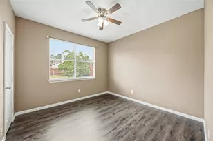 12108 E Canyon Trace Dr, Houston, TX 77095 - Photo 17