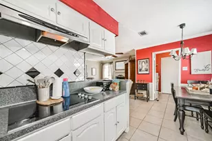 12703 Westleigh Dr, Houston, TX 77077 - Photo 9
