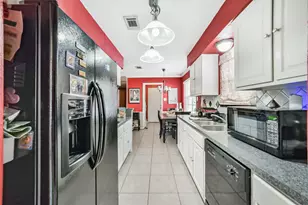 12703 Westleigh Dr, Houston, TX 77077 - Photo 7