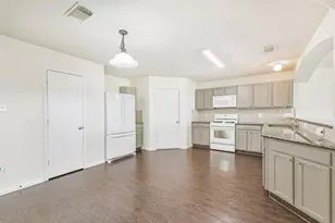 2415 Fox River Ln, Spring, TX 77386 - Photo 7