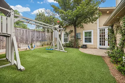 3842 Meadow Lake Lane, Houston, TX 77027 - Photo 31