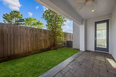 7327 Shadyvilla Pointe Drive, Houston, TX 77055 - Photo 39