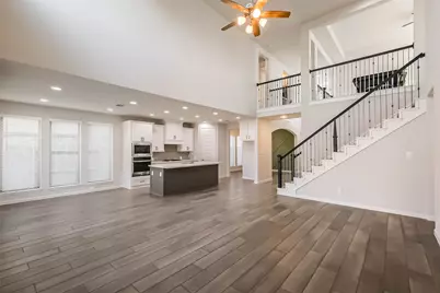 8823 Morning Glow Drive, Missouri City, TX 77459 - Photo 3