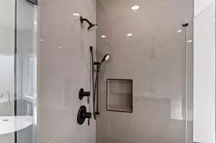 186 Lazy Ln, Livingston, TX 77351 - Photo 19