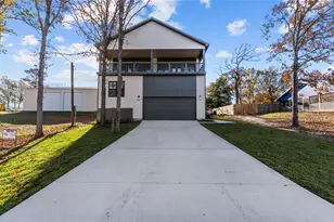 186 Lazy Ln, Livingston, TX 77351 - Photo 3