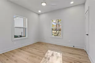 186 Lazy Ln, Livingston, TX 77351 - Photo 27