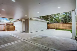 2826 Edgewood Dr, Sugar Land, TX 77479 - Photo 15