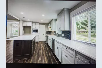 2826 Edgewood Drive, Sugar Land, TX 77479 - Photo 5