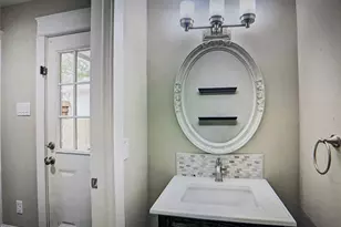2826 Edgewood Dr, Sugar Land, TX 77479 - Photo 23