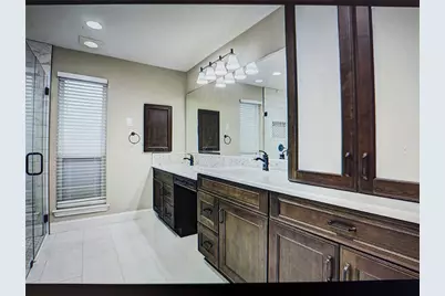 2826 Edgewood Drive, Sugar Land, TX 77479 - Photo 9