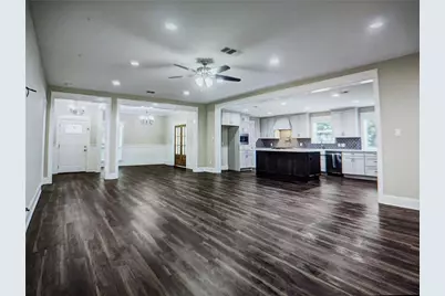 2826 Edgewood Drive, Sugar Land, TX 77479 - Photo 7