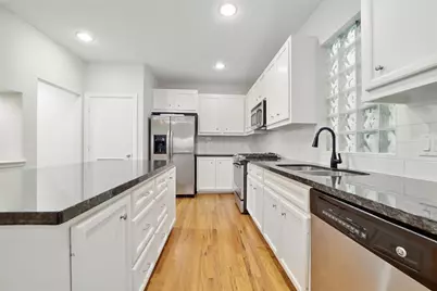 650 Westcross Street #44, Houston, TX 77018 - Photo 19
