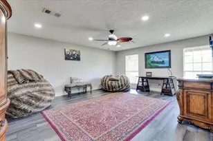 65 County Rd 2209N, Cleveland, TX 77327 - Photo 9